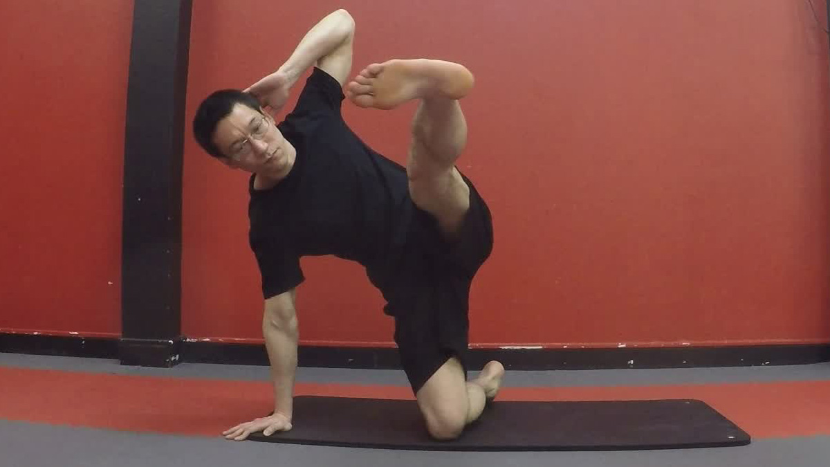 Pilates Side Kick Kneeling