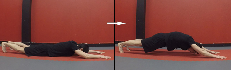 Superman Plank en partant du bas