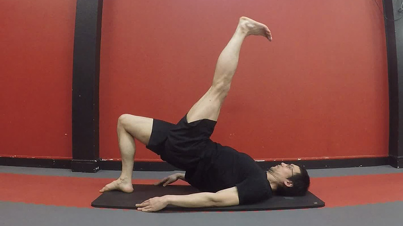 Pilates - Shoulder Bridge